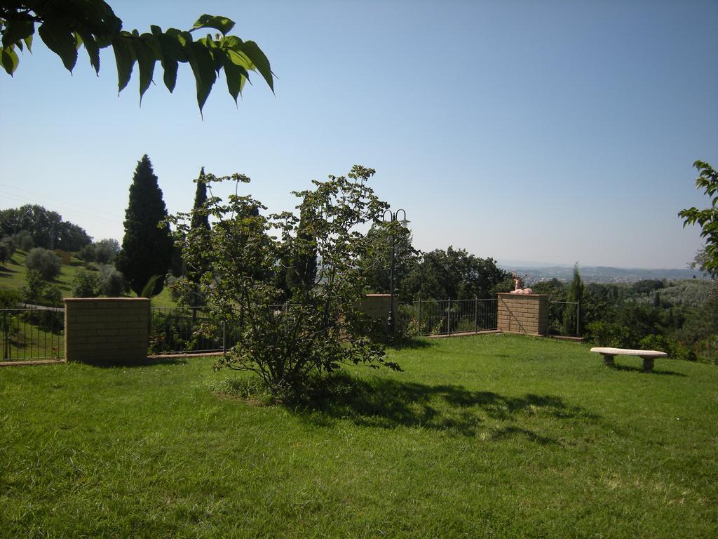 Il Casale Daire Limite Dış mekan fotoğraf